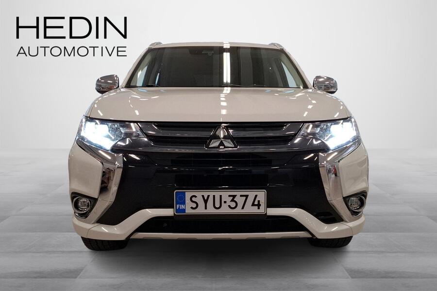 Mitsubishi Outlander PHEV vaihtoauto