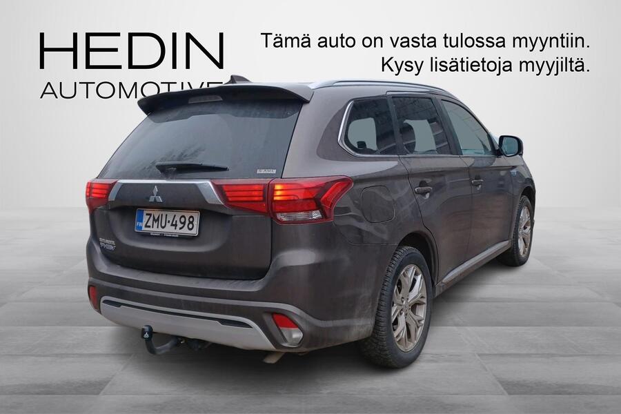 Mitsubishi Outlander PHEV vaihtoauto