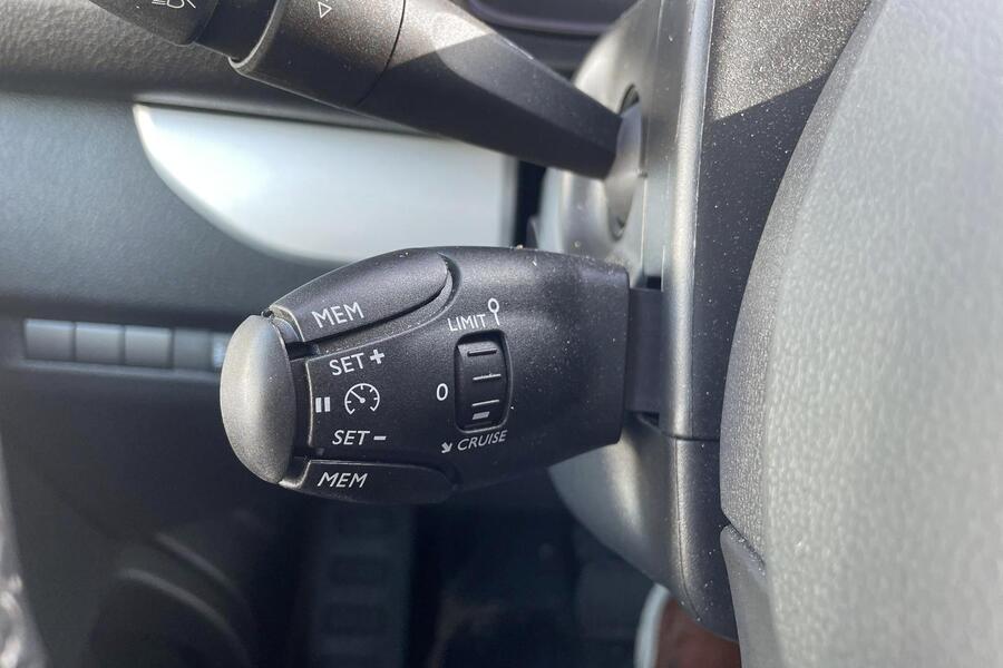 Opel Vivaro-e vaihtoauto