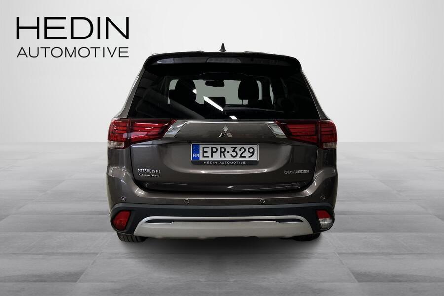 Mitsubishi Outlander vaihtoauto