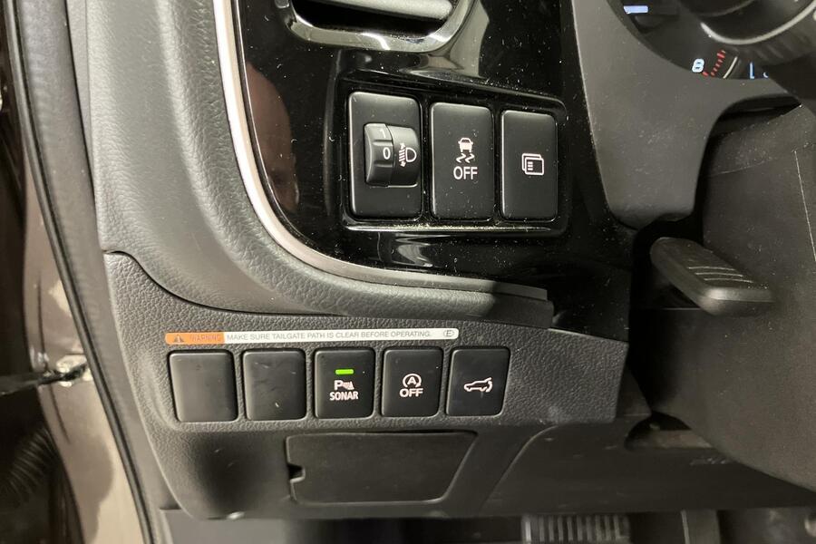 Mitsubishi Outlander vaihtoauto