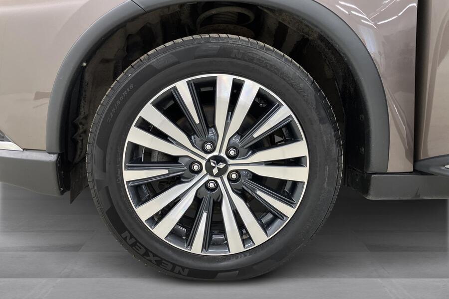 Mitsubishi Outlander vaihtoauto