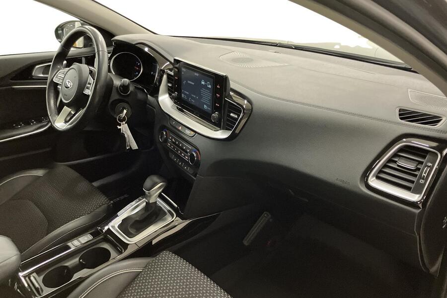 Kia XCeed vaihtoauto