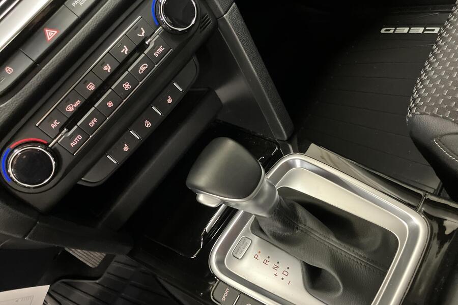 Kia XCeed vaihtoauto