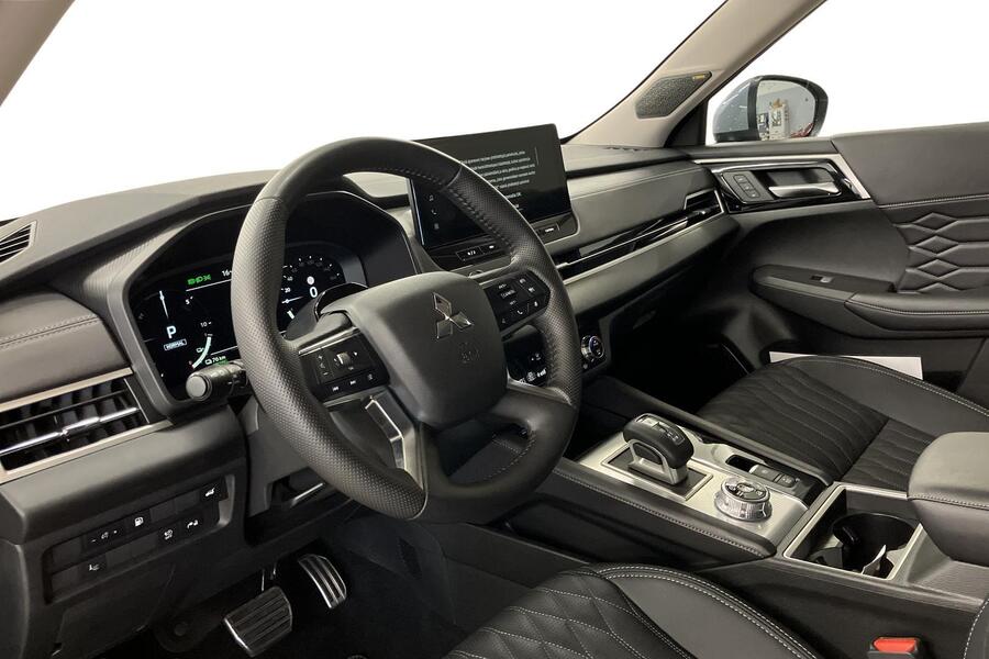 Mitsubishi Outlander vaihtoauto
