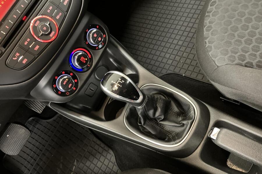 Opel Corsa vaihtoauto