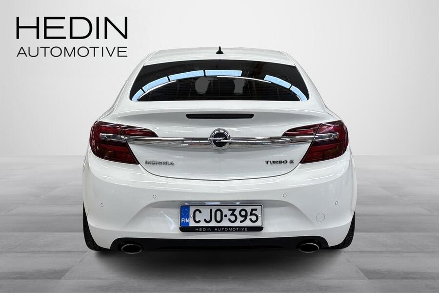 Opel Insignia vaihtoauto