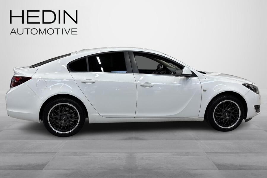 Opel Insignia vaihtoauto