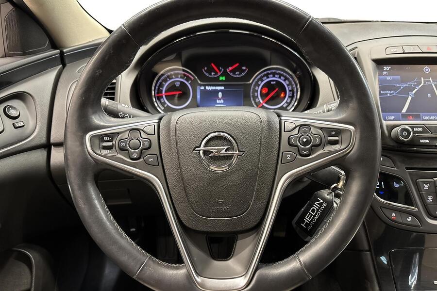 Opel Insignia vaihtoauto