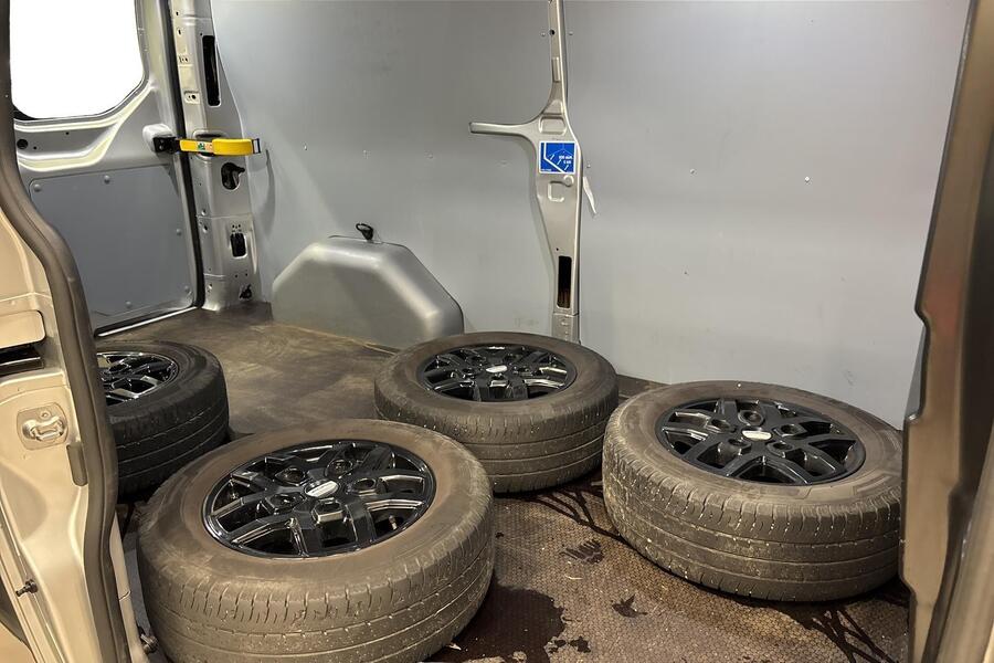 Ford Transit Custom vaihtoauto