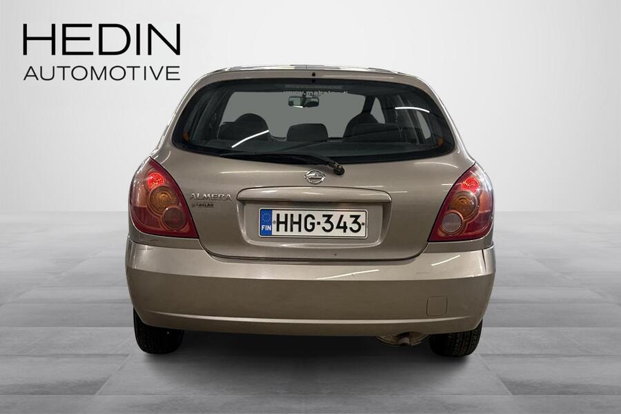 Nissan Almera vaihtoauto