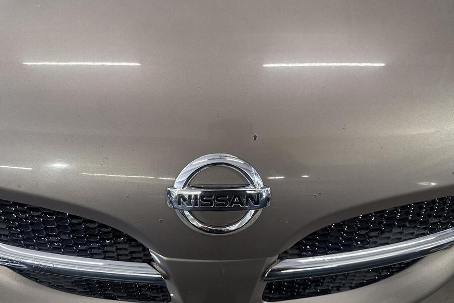 Nissan Almera vaihtoauto