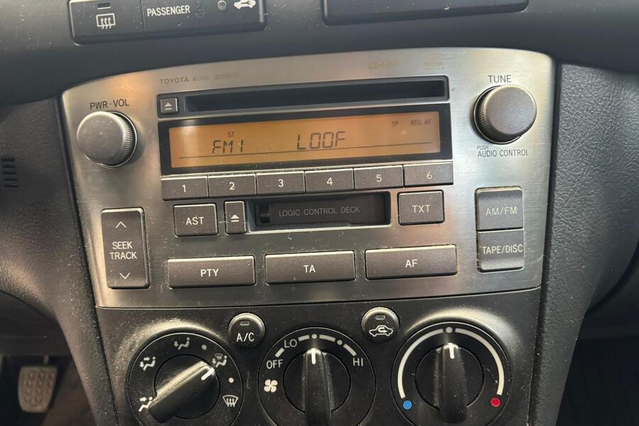 Toyota Avensis vaihtoauto