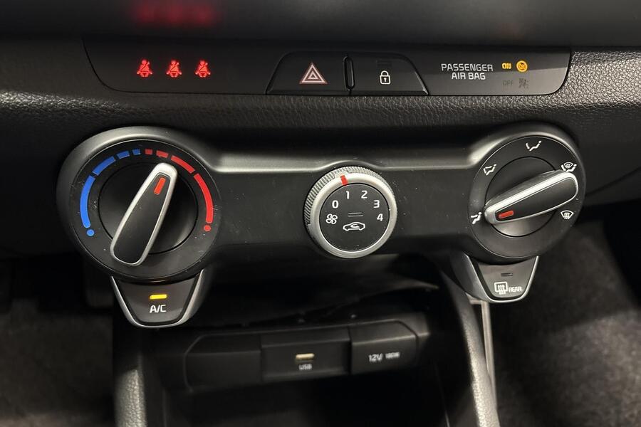 Kia Stonic vaihtoauto