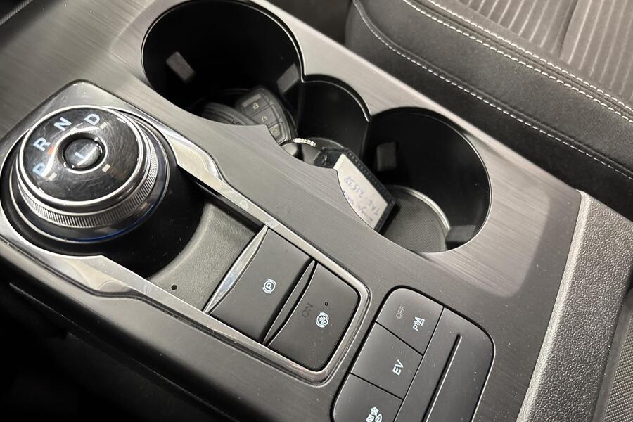 Ford Kuga vaihtoauto