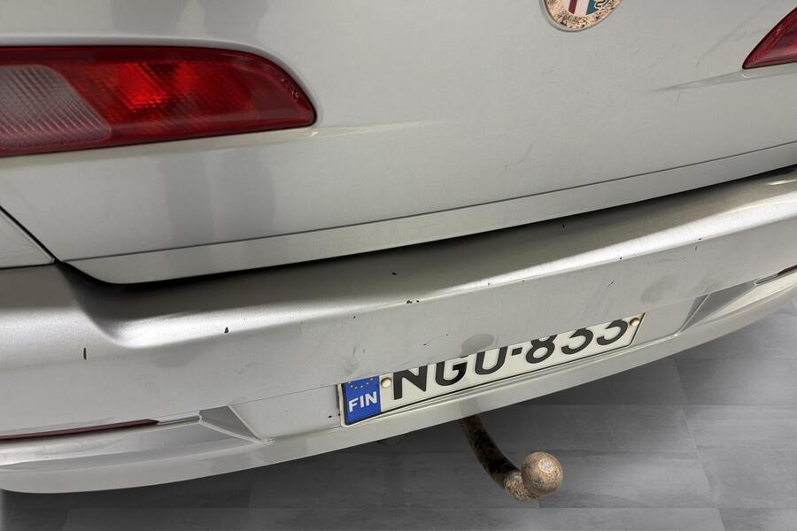 Alfa Romeo 156 vaihtoauto