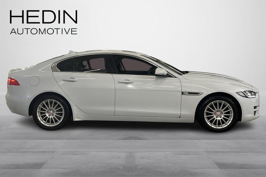 Jaguar XE vaihtoauto