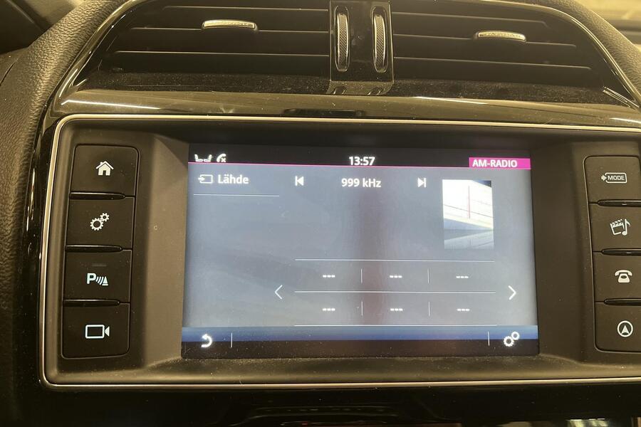 Jaguar XE vaihtoauto