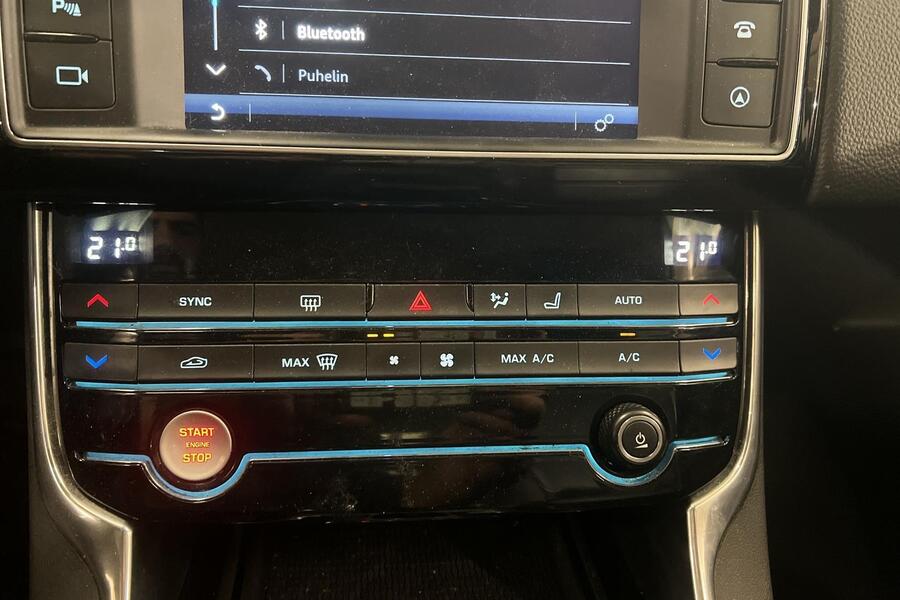 Jaguar XE vaihtoauto