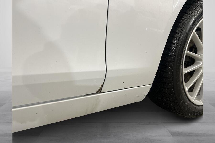 Jaguar XE vaihtoauto