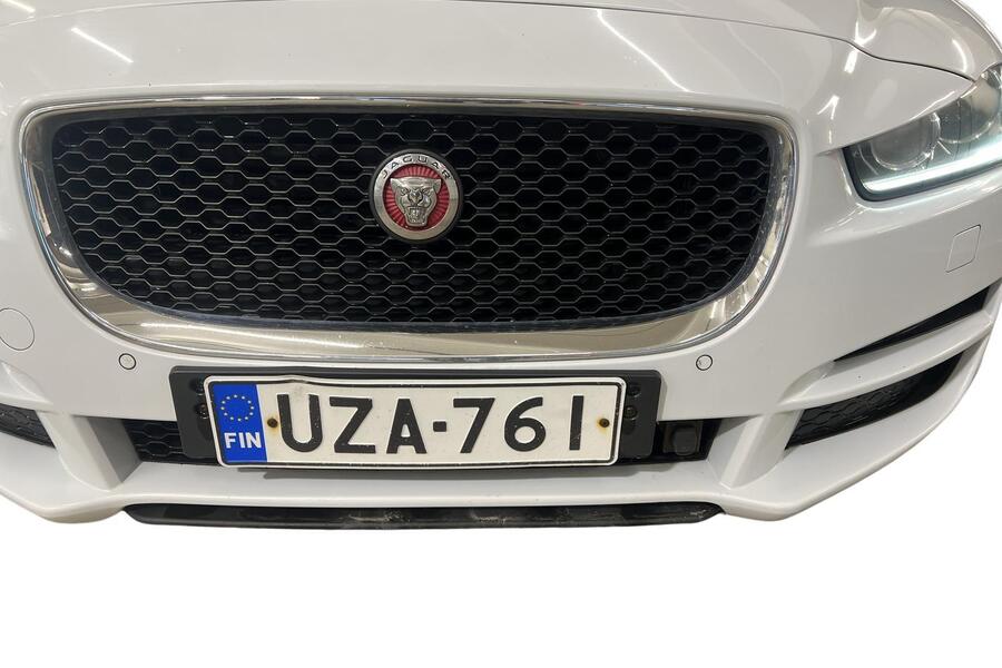 Jaguar XE vaihtoauto