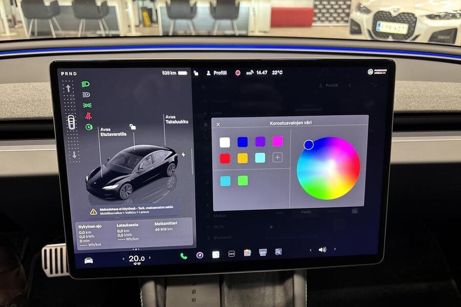 Tesla Model 3 vaihtoauto