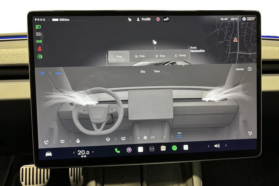 Tesla Model 3 vaihtoauto