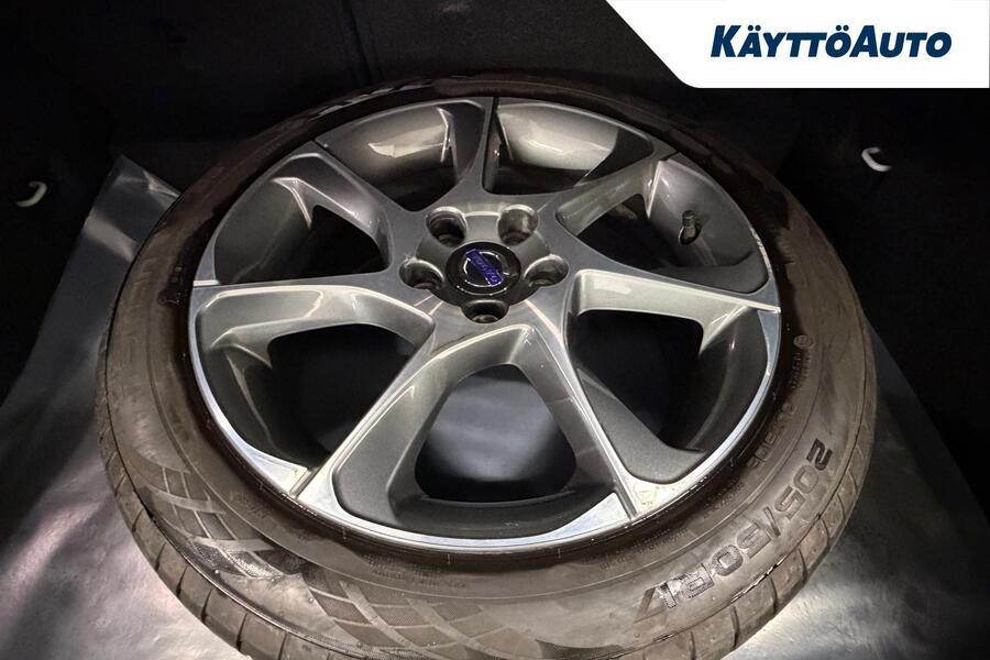 Volvo V40 vaihtoauto