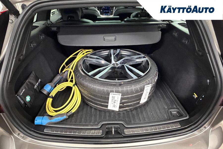 Volvo V60 vaihtoauto