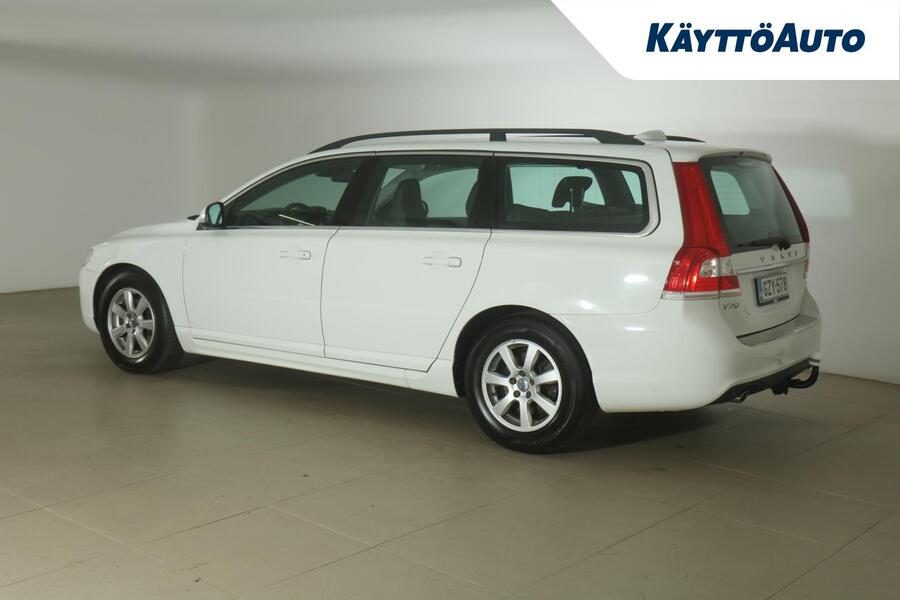 Volvo V70 vaihtoauto