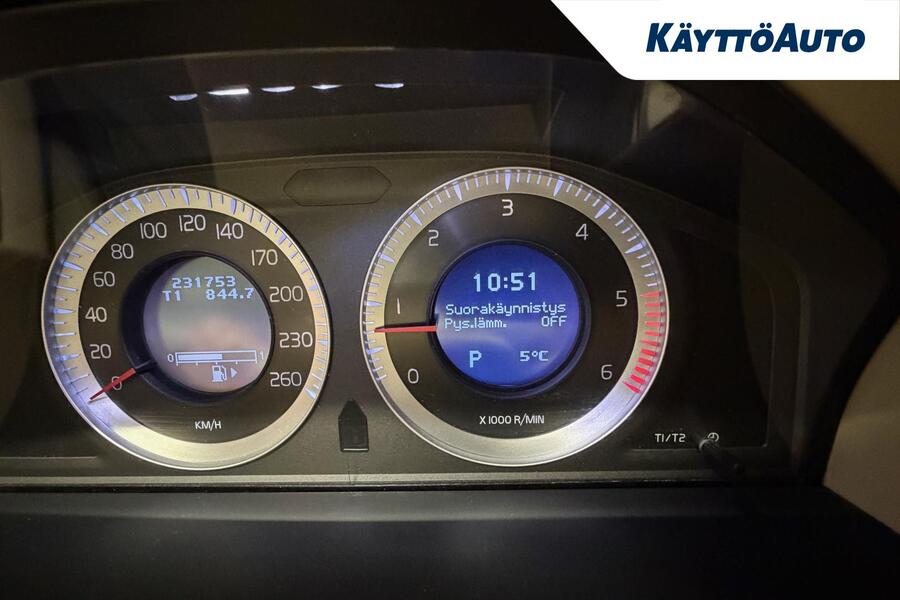 Volvo V70 vaihtoauto