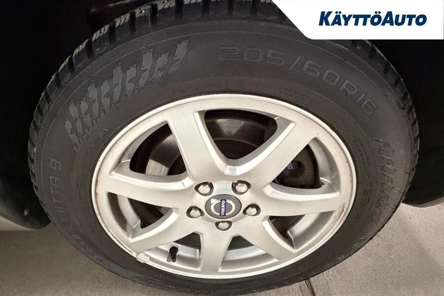 Volvo V70 vaihtoauto