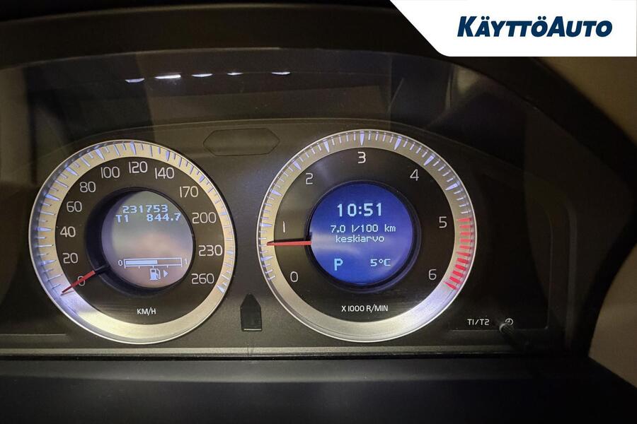 Volvo V70 vaihtoauto