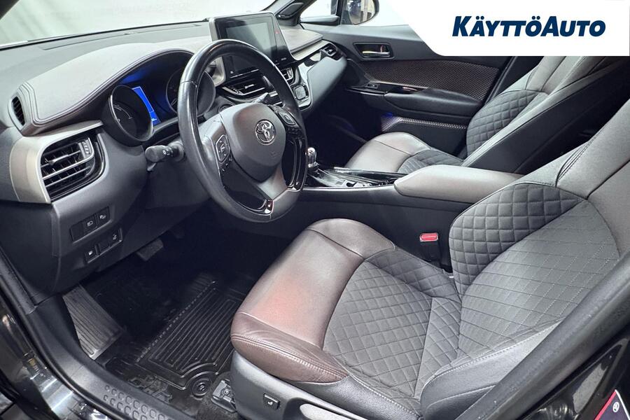 Toyota C-HR vaihtoauto