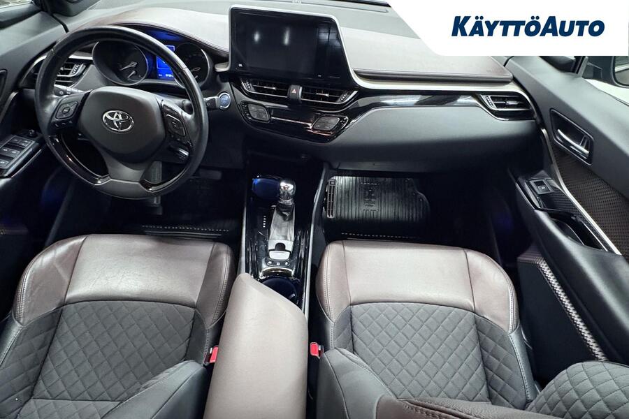 Toyota C-HR vaihtoauto