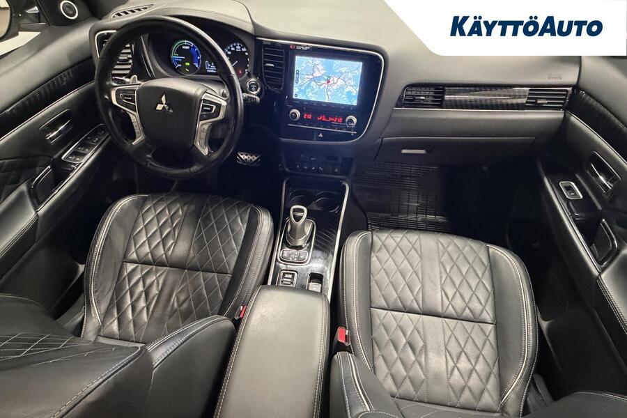 Mitsubishi Outlander PHEV vaihtoauto