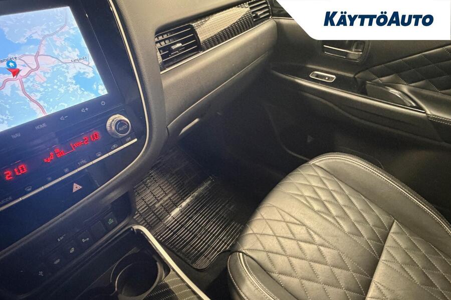 Mitsubishi Outlander PHEV vaihtoauto