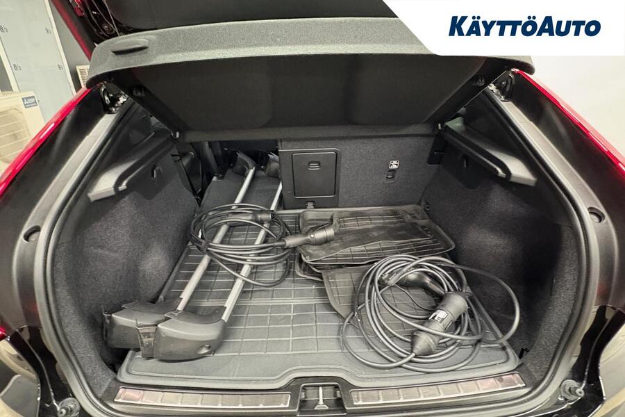 Volvo EC40 vaihtoauto