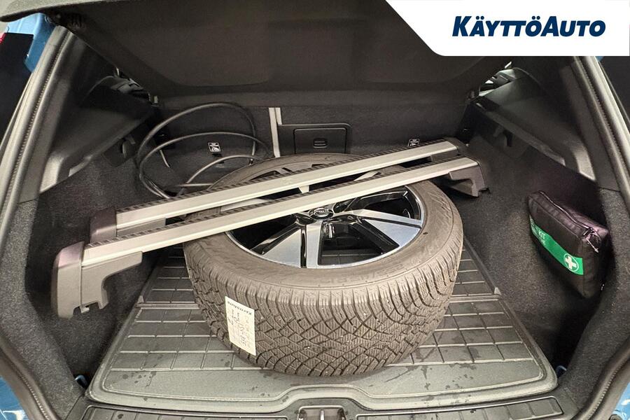 Volvo EX40 vaihtoauto