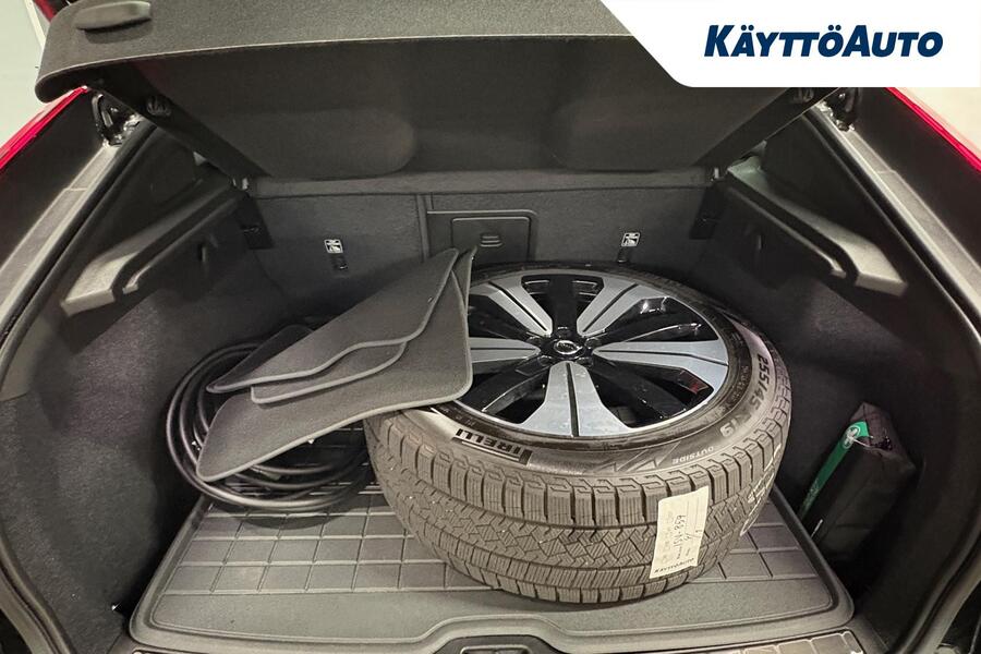 Volvo EC40 vaihtoauto