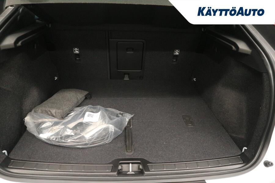 Volvo EC40 vaihtoauto