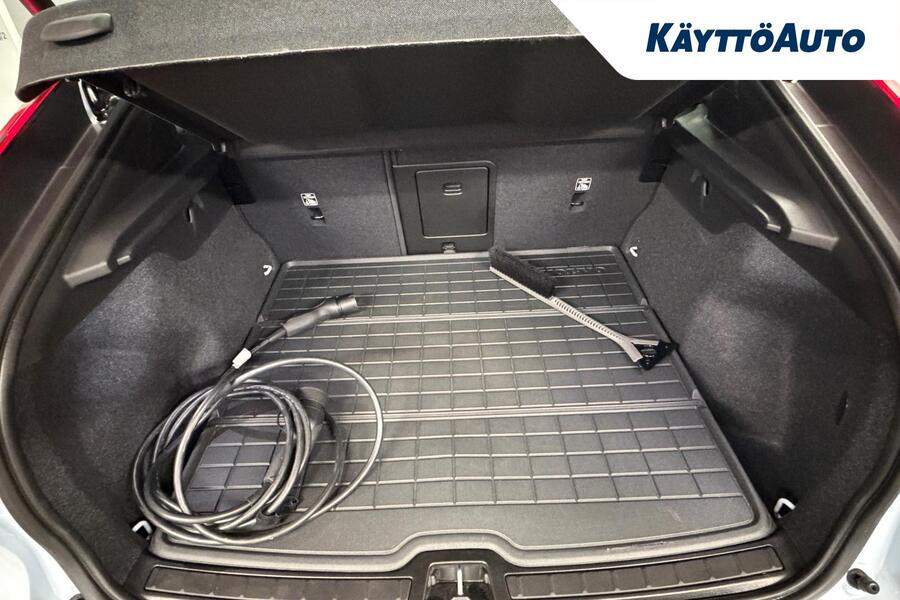 Volvo EC40 vaihtoauto