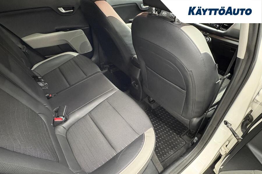 Kia Stonic vaihtoauto