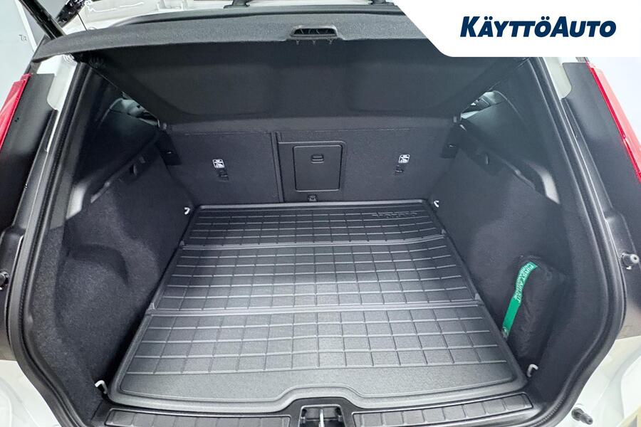 Volvo EX40 vaihtoauto