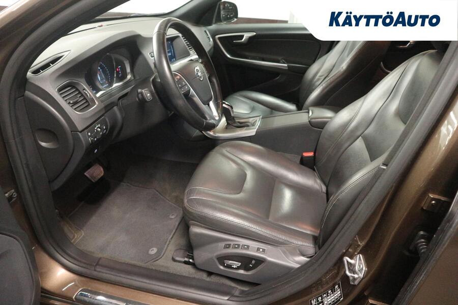 Volvo V60 Cross Country vaihtoauto