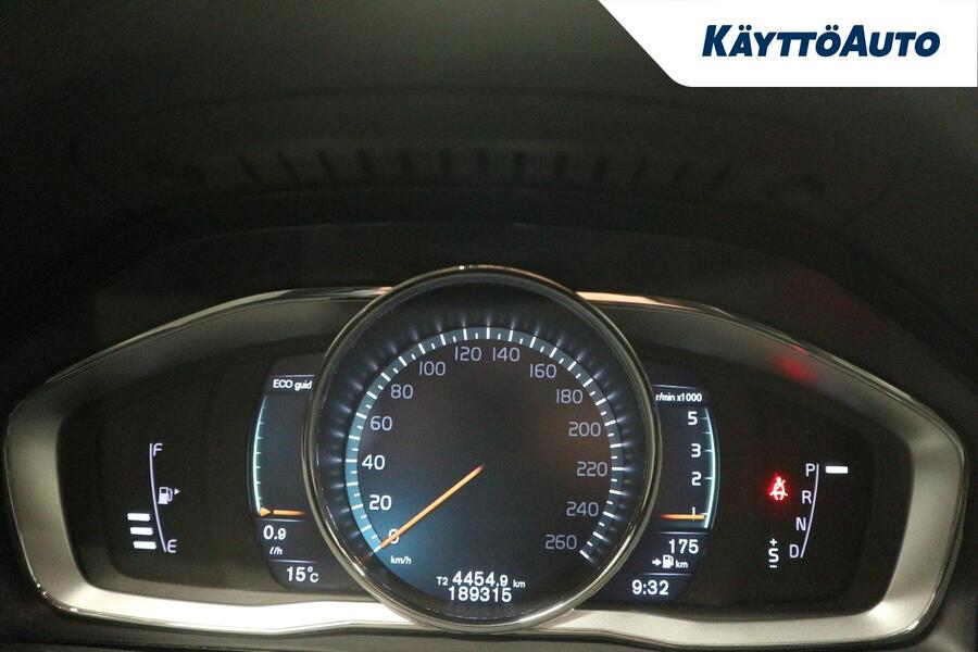 Volvo V60 Cross Country vaihtoauto