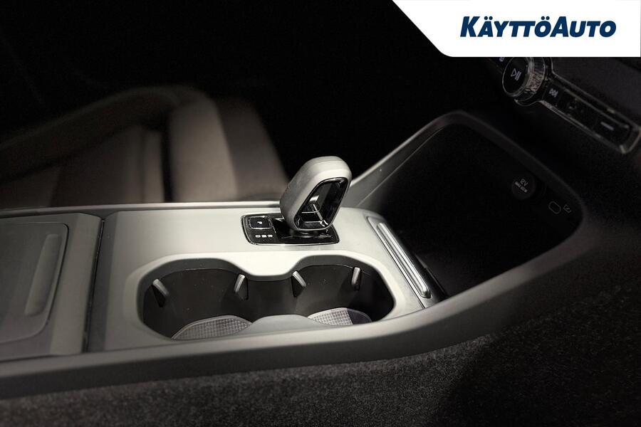 Volvo EC40 vaihtoauto