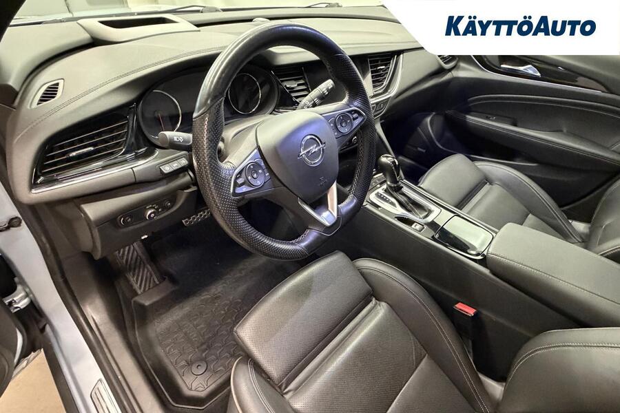 Opel Insignia vaihtoauto