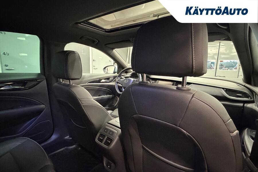 Opel Insignia vaihtoauto