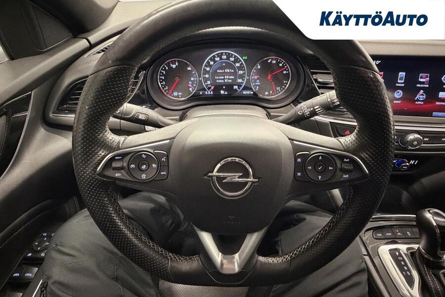 Opel Insignia vaihtoauto